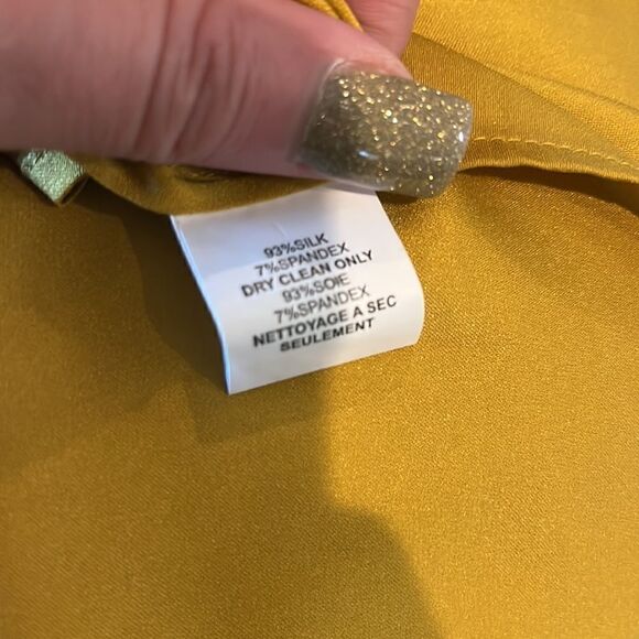 Trina Turk Silk/Spandex Blend Racerback Raw Edge Tank Top, M! - Picture 8 of 8